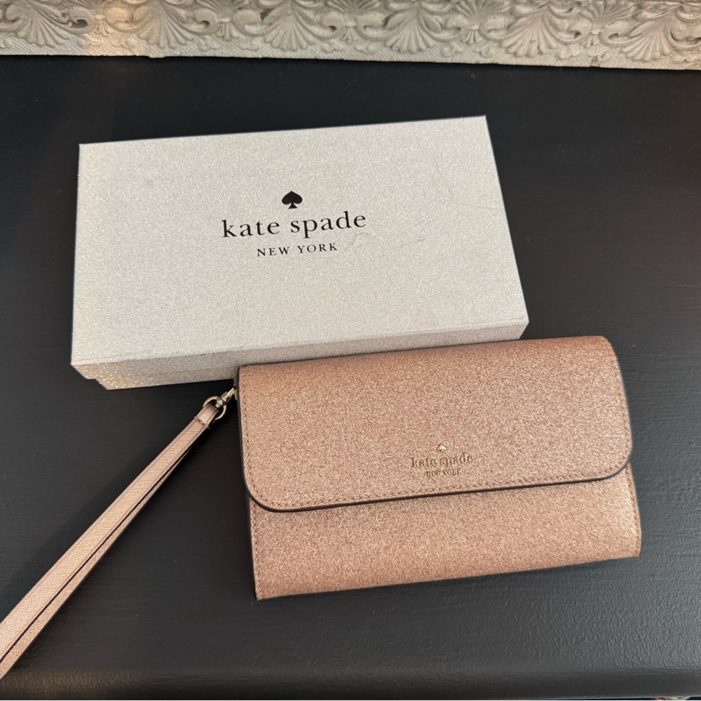 NWOT Kate Spade rose gold glitter wristlet